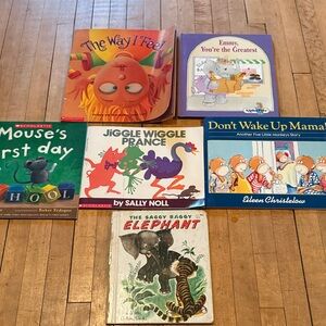 Lot of six Kid’s Storybook Set